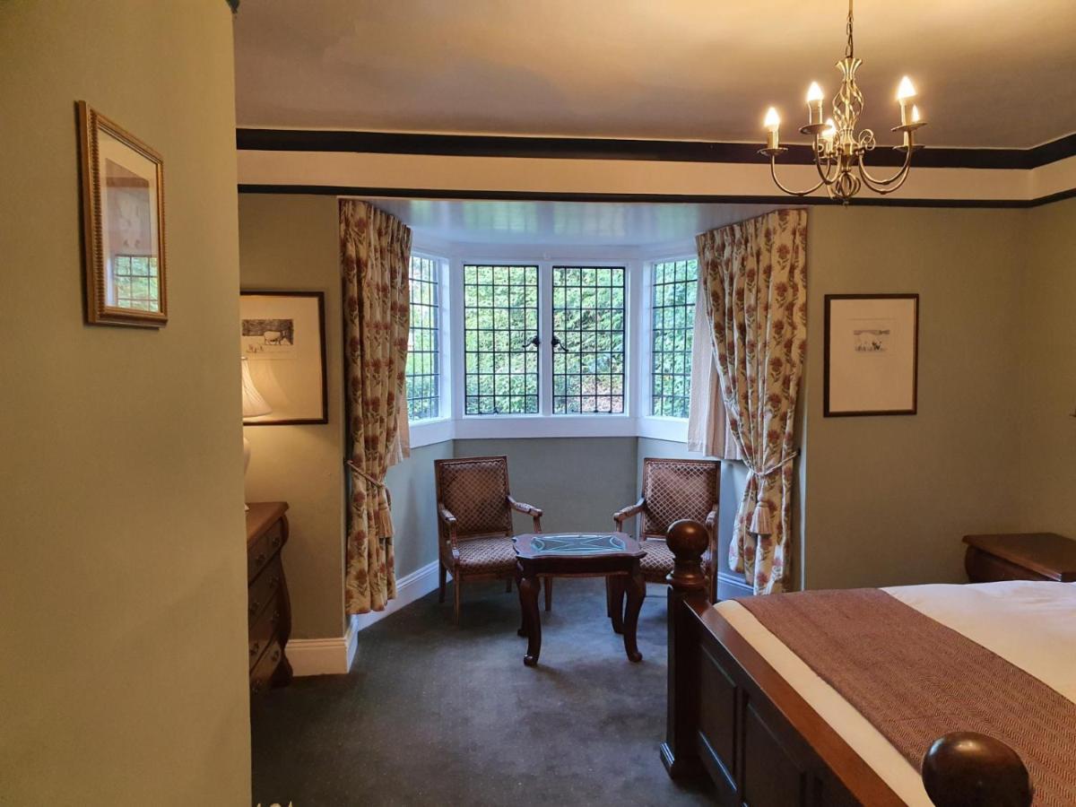 The Radnorshire Arms Hotel 普利斯提恩 外观 照片